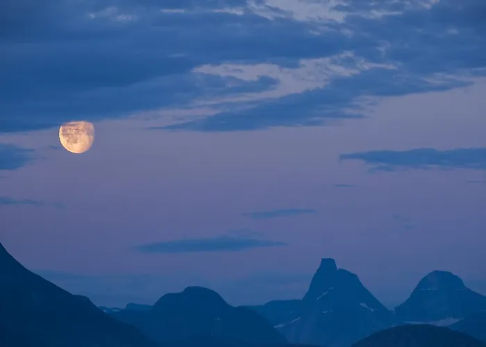 Vestfjord Panorama * לודינגן
