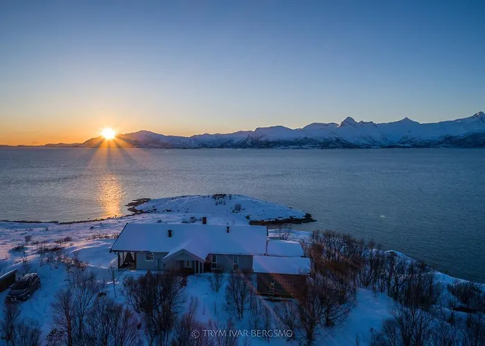 Vestfjord Panorama Villa *